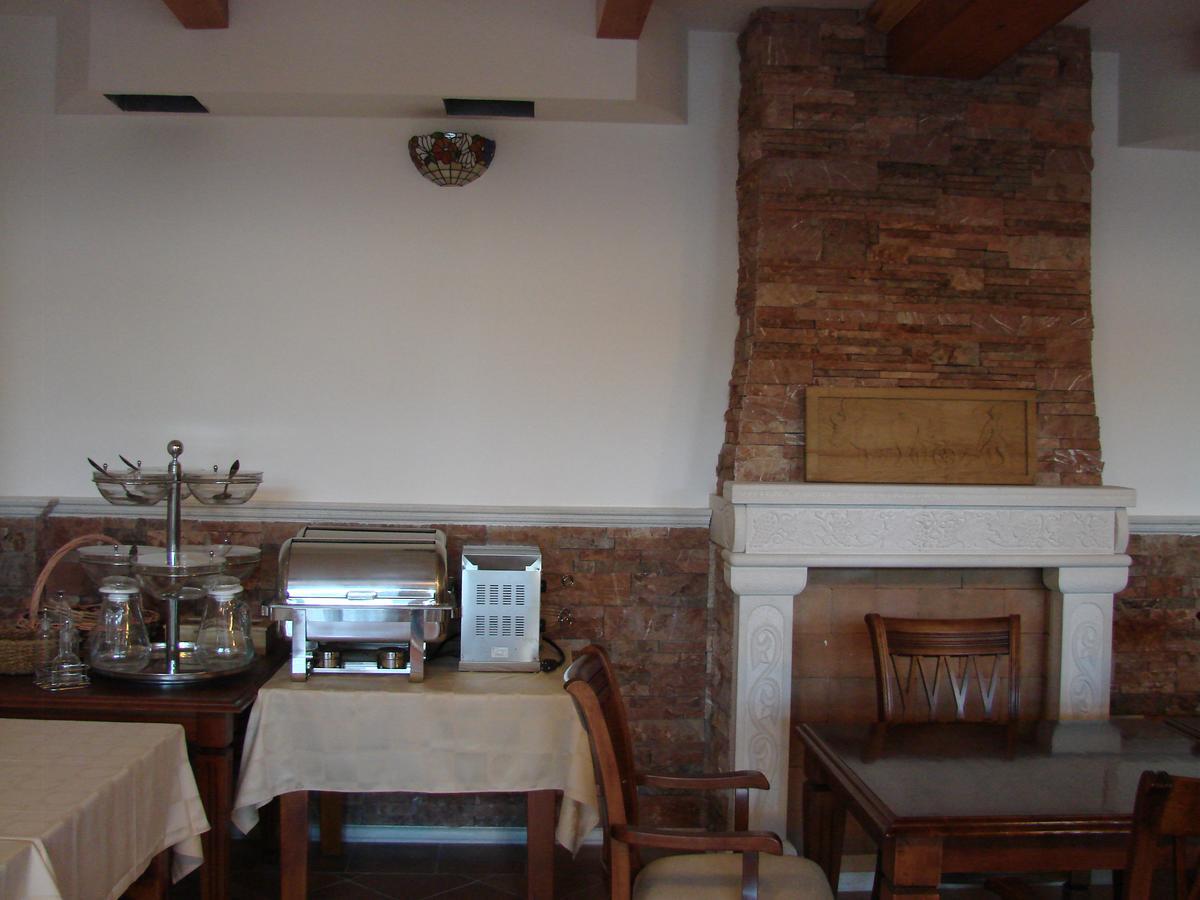 Apartments And Rooms Levantin Inn Sveti Stefan Exterior photo